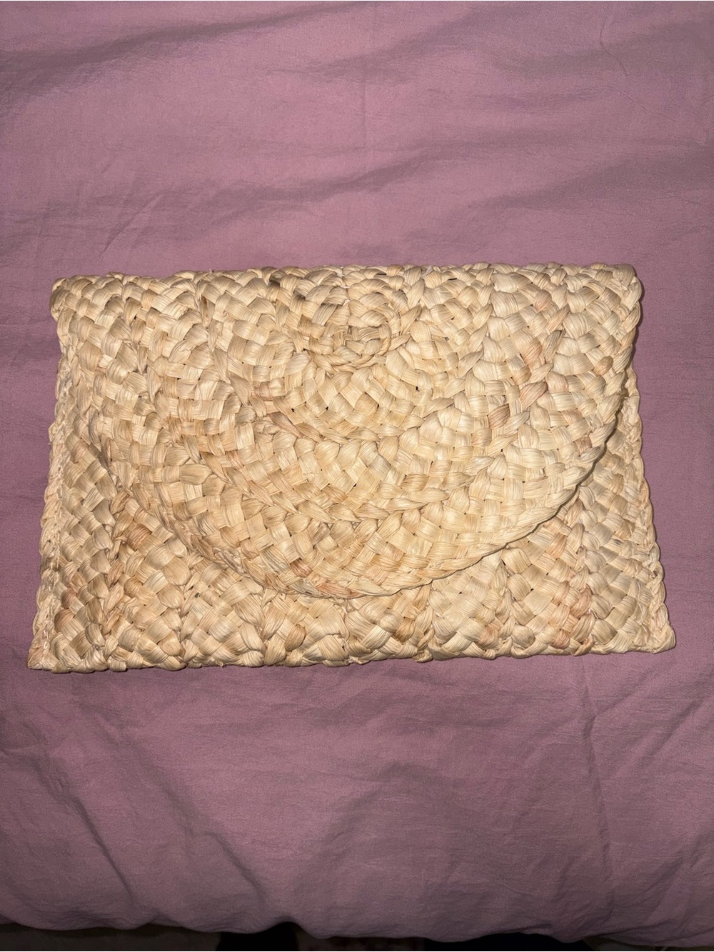 Shiraleah Natural Woven Straw Clutch